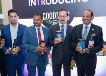 കളമശ്ശേരിയില് 400 കോടി രൂപയുടെ നിക്ഷേപം: ലുലു ഫുഡ് പാര്ക്കിന്റെ നിര്മ്മാണം ഉടന് ആരംഭിക്കും; ഒന്നരവര്ഷത്തിനുള്ളില് പ്രവര്ത്തന സജ്ജമാകും