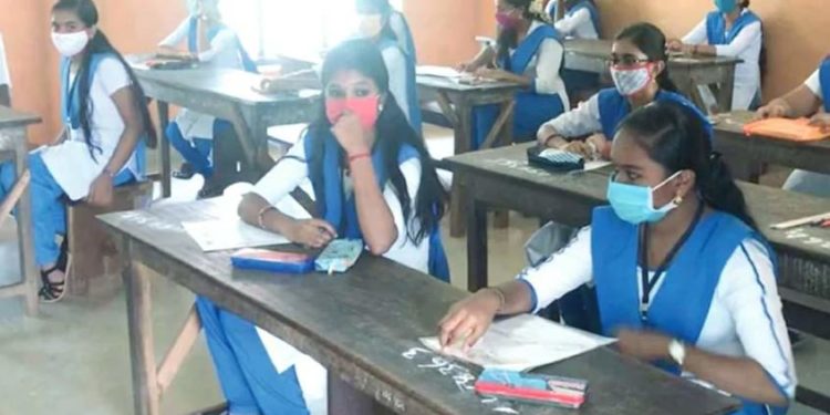 ഹയർ സെക്കൻഡറി പരീക്ഷകൾക്ക് ഇന്ന് തുടക്കം