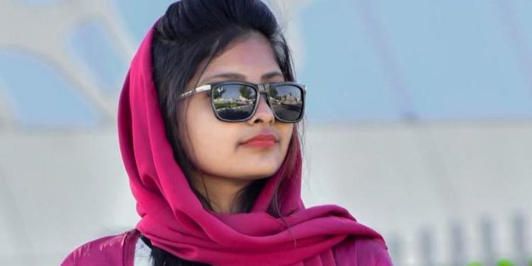 ‘ഇന്സ്റ്റയില് തള്ളുന്ന മുസ്ലിം പെണ്കുട്ടികള്ക്ക് പാഠം’: വ്ലോഗര് റിഫ മെഹ്നുവിന്റെ മരണത്തിന് പിന്നാലെ സൈബര് ആക്രമണം