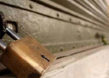 ദേശീയ പണിമുടക്ക് ഇന്ന് അര്‍ധരാത്രി മുതല്‍;നിശ്ചലമാവുന്ന മേഖലകള്‍ ഏതൊക്കെ, ഇളവുളളത് ഏതൊക്കെ  മേഖലകളാണെന്ന് വിശദമായി അറിയാം