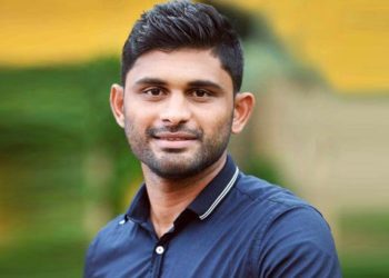 പോലീസ് ഡിപ്പാര്‍ട്ട്‌മെന്റില്‍ ജോലി ലഭിക്കേണ്ടതായിരുന്നു, സീനിയേഴ്‌സ് പണി തന്നു:   എല്ലാം തുറന്ന് പറയാന്‍ കാത്തിരിക്കുകയാണ്; അനസ് എടത്തൊടിക