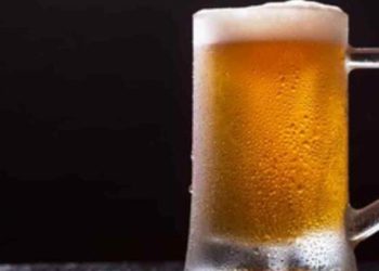 അര്ധരാത്രിയില് പോലീസിനെ വിളിച്ച് ബിയര് ആവശ്യപ്പെട്ട് യുവാവ്