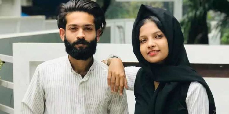 വ്ളോഗർ റിഫ മെഹ്നുവിന്റെ മൃതദേഹം പുറത്തെടുത്ത് പരിശോധന നടത്താൻ അനുമതി തേടി പോലീസ്; ഭർത്താവിന്റെ കള്ളം പൊളിക്കാൻ നീക്കം