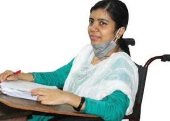 18เดพเด เดตเดฏเดธเดฟเตฝ เดถเดฐเตเดฐเด เดเดเตเดฐเดเตเดเดธเตเดฐเดฏเดฟเตฝ เดคเดณเดเตเดเดฟเดเตเดเต; เดจเตเดคเตเดตเดฟเดจเตเดฑเต เดฎเดจเดธเดฟเดจเต เดคเดณเตผเดคเตเดคเดพเดจเดพเดฏเดฟเดฒเตเดฒ; เดเตฝเดกเดฟ เดเตเดฒเตผเดเตเดเดพเดฏเดฟ เดเตเดตเดฟเดคเด; เดฎเตเดจเตเดจเต เดคเดธเตเดคเดฟเดเดเดณเดฟเตฝ เดจเดฟเดฏเดฎเดจ เดเดคเตเดคเดฐเดตเต