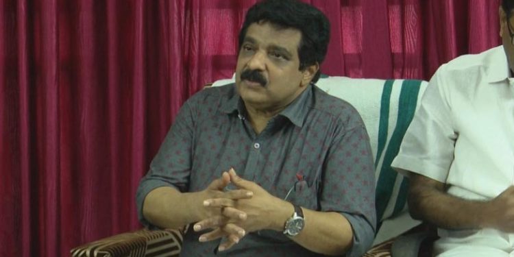 ‘എന്നെ സ്വവര്ഗരതിക്കാരനായി ചിത്രീകരിക്കുന്നു, സ്വത്വത്തെ പോലും ബാധിച്ചു’; മാധ്യമങ്ങള്ക്കെതിരെ എംകെ മുനീര്