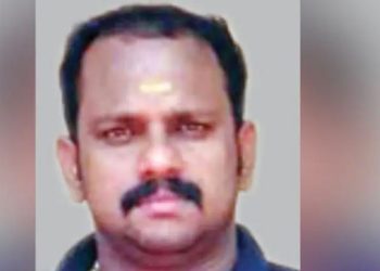 മുന്നോട്ടെടുത്ത ബസിൽ നിന്നും വീണ ബസുടമ അതേ ബസ് കയറി മരിച്ചു; ദാരുണസംഭവം തൃശൂരിൽ