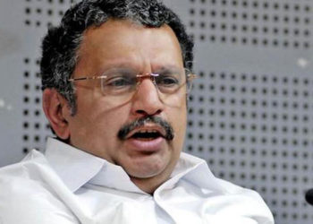 ആ രീതിയില് ഉള്ള ഇരിപ്പൊന്നും കേരളത്തിലെ ജനങ്ങള്ക്ക് ഇഷ്ടപ്പെടില്ല; ജെന്ഡര് ന്യൂട്രല് വിവാദത്തില് മുസ്ലിം ലീഗിനെ പിന്തുണച്ച് കെ മുരളീധരന്