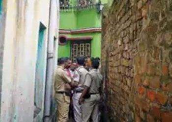 രാഖി ആഘോഷത്തെച്ചൊല്ലി വഴക്ക്; യുവതി ഭർത്താവിന്റെ വീട്ടിലെ നാല് പേരെ കുത്തിക്കൊന്നു