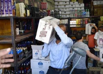 เดเดคเตเดฐเดพเดเดฆเดฟเดจเดคเตเดคเดฟเดฒเตโ เดฑเตเดเตเดเตเดฐเตโเดกเต เดฎเดฆเตเดฏเดตเดฟเดฒเตโเดชเตเดชเดจ; เดตเดฟเดฑเตเดฑเดดเดฟเดเตเดเดคเต 117 เดเตเดเดฟเดฏเตเดเต เดฎเดฆเตเดฏเด; เดเตเดเตเดคเดฒเตโ เดตเดฟเดฒเตโเดชเดจ เดเตเดฒเตเดฒเดคเตเดคเต