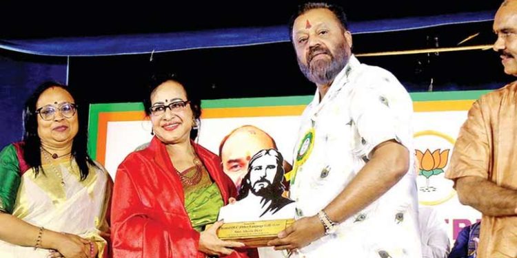 ദോഷമെന്ന് തോന്നുമെങ്കിലും മോഡിയുടെ പദ്ധതികള് ദീര്ഘ വീക്ഷണത്തോടെ ഉള്ളത്: സുരേഷ് ഗോപി