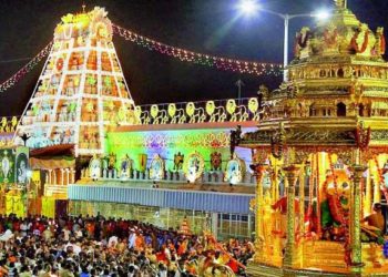 തിരുപ്പതി ക്ഷേത്രത്തിന്റെ ആസ്തി 85700 കോടിയിലധികം; സ്വന്തമായി 14 ടണ് സ്വര്ണവും 7123 ഏക്കര് ഭൂമിയും; ലോകത്തെ തന്നെ അമ്പരപ്പിച്ച് തിരുമല ദേവസ്ഥാനത്തിന്റെ സ്വത്ത് വിവരങ്ങള്