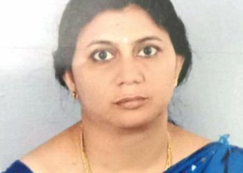 Infront of husband | Bignewslive