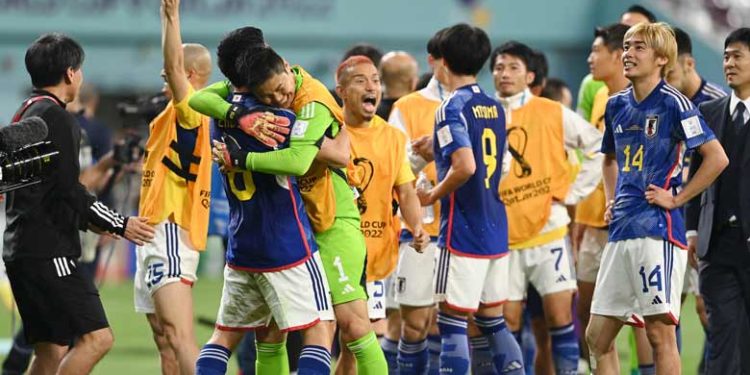 സമുറായ് അട്ടിമറി; ഞെട്ടിച്ച് ജപ്പാന്; നാല് തവണ ചാംപ്യന്മാരായ ജര്മ്മനിയെ വീഴ്ത്തി