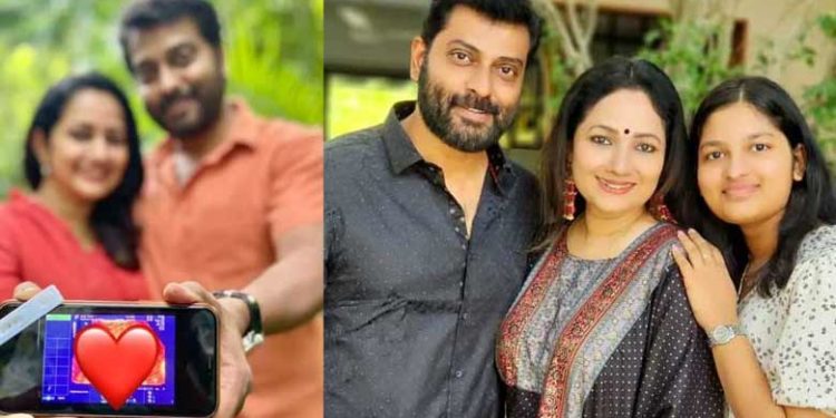 പതിനഞ്ചു വര്‍ഷത്തിന് ശേഷം വീണ്ടും അച്ഛനായി; നടന്‍ നരേനും മഞ്ജുവിനും ആണ്‍കുഞ്ഞ് പിറന്നു
