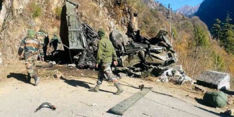സിക്കിമില്‍  സൈനികരുടെ ട്രക്ക് കൊക്കയിലേക്ക് മറിഞ്ഞ് അപകടം; 16 സൈനികര്‍ക്ക് ജീവഹാനി; നാല് പേര്‍ക്ക് പരിക്ക്