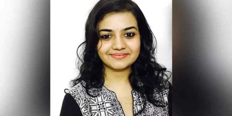 കൊല്ലം അഞ്ചലിലെ വീട്ടില്‍ യുവ ഡോക്ടറെ മരിച്ചനിലയില്‍;ഡോ. അര്‍പ്പിതയെ കണ്ടെത്തിയത് കിടപ്പുമുറിയില്‍ തൂങ്ങി മരിച്ചനിലയില്‍