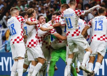 ക്രൊയേഷ്യ സെമിയില്‍: കണ്ണീരോടെ മഞ്ഞപ്പട പുറത്തേക്ക്