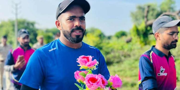 ഹജ്ജ് നിര്‍വഹിക്കാന്‍ കാല്‍നടയായി പാകിസ്താന്‍ കടക്കാന്‍ അനുവദിക്കണം; ശിഹാബ് ചോറ്റൂരിനായി പാക് പൗരന്‍ സുപ്രീംകോടതിയില്‍