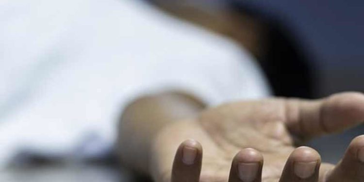 തൃശൂരിൽ ഇരുകുടുംബങ്ങൾ തമ്മിൽ വഴക്ക്; വെട്ടേറ്റ് ആറ് വയസുകാരന് ദാരുണ മരണം; മാതാവിന് ഗുരുതര പരിക്ക്