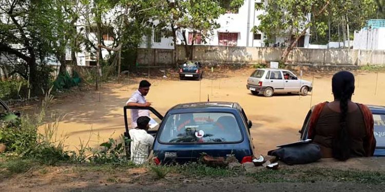 ക്ലച്ചും ഗിയറുമുള്ള വാഹനം ഇനി ടെസ്റ്റിന് വേണ്ട; ഇലക്ട്രിക്, ഓട്ടോമാറ്റിക് വാഹനങ്ങൾ ഓടിച്ചാലും ലൈസൻസ് കിട്ടും; ഗിയർ വാഹനങ്ങളും ഓടിക്കാം