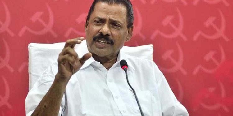 ഇന്നല്ലെങ്കിൽ നാളെ സിൽവർലൈൻ നടപ്പിലാക്കും; അപ്പവുമായി കുടുംബശ്രീക്കാർ സിൽവർലൈനിൽ തന്നെ പോകും;വന്ദേ ഭാരത് ബദലല്ല: എംവി ഗോവിന്ദൻ