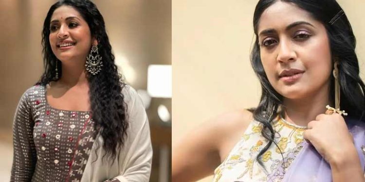 പട്ടണത്തിൽ സുന്ദരൻ സിനിമയുടെ സമയത്ത് പ്രതിഫലം കൂട്ടി ചോദിച്ചു; അമ്മയുടെ ‘വിലക്ക് ഞാനും നേരിട്ടുണ്ട്’; തുറന്ന് പറഞ്ഞ് നവ്യ നായർ