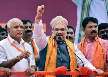 നിങ്ങളുടെ തൊട്ടടുത്ത് കേരളമുണ്ട്; പേടിപ്പിക്കാനായി അമിത് ഷാ പറഞ്ഞത് പ്രതീക്ഷയായി എടുത്ത് കർണാടക! ഒരു തന്ത്രവും ഫലിക്കാതെ ആവനാഴിയൊഴിഞ്ഞ് ബിജെപി