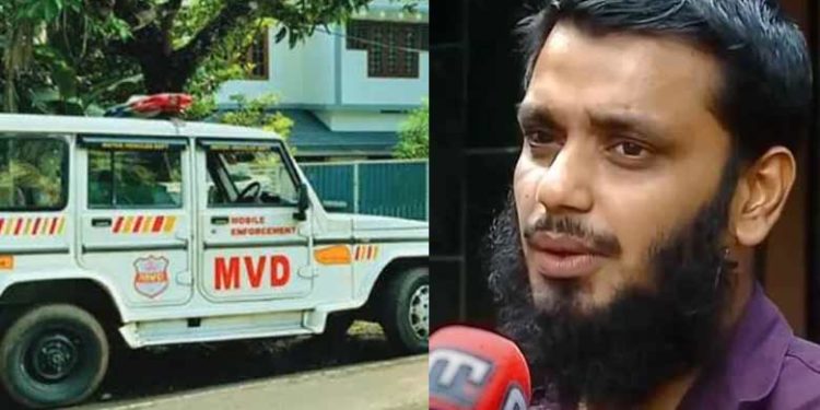 ഹെൽമറ്റില്ലാതെ ‘കാർ ഓടിച്ച’ സാലിക്ക് ആശ്വാസം; ഒടുവിൽ പിഴ വേണ്ടെന്ന് എംവിഡി; ഒത്തുതീർപ്പാക്കി ഉദ്യോഗസ്ഥർ