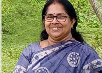 സഹപ്രവർത്തകർ ഒരുക്കിയ വിരമിക്കൽ സൽക്കാരത്തിന് എത്തിയതിനിടെ കുഴഞ്ഞുവീണു; മിനി ടീച്ചറുടെ വിയോഗത്തിൽ കണ്ണീർ