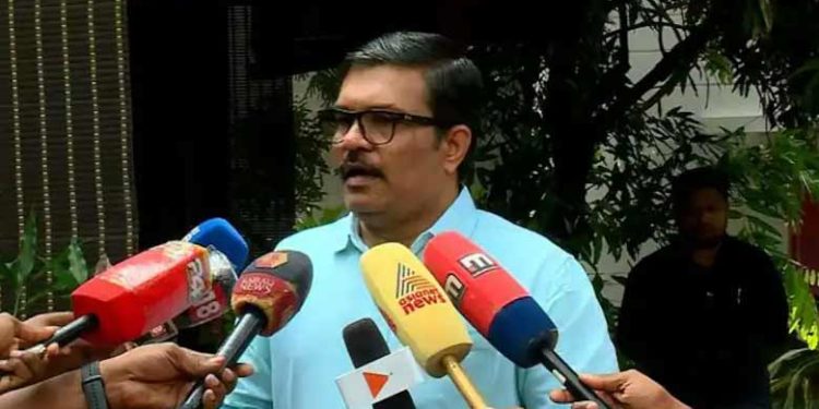 ഭേദമാക്കാൻ പറ്റാത്ത രോഗങ്ങളുള്ള തെരുവുനായ്ക്കളെ ദയാവധത്തിന് ഇരയാക്കും; കേരളത്തിൽ തെരുവുനായ ഭീഷണി ഗുരുതരം: മന്ത്രി എംബി രാജേഷ്