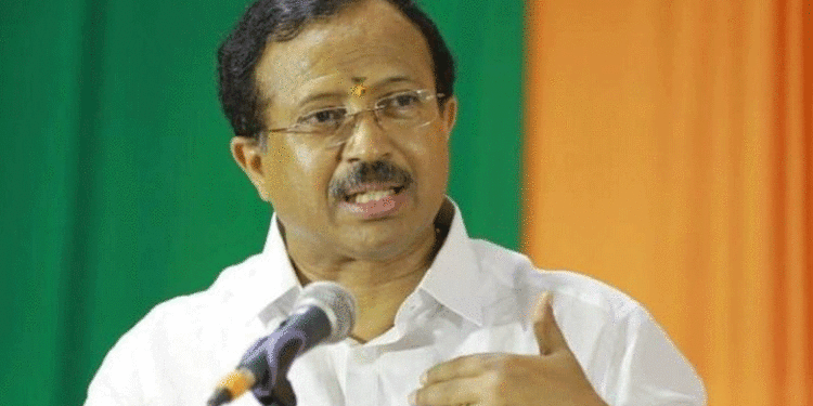 ‘ലജ്ജ തോന്നുന്നു, നികുതി പണത്തില്‍ നിന്ന് പോലീസിന് ശമ്പളം നല്‍കുന്നത് മാപ്പ് എഴുതാനല്ല’ ; രൂക്ഷ വിമര്‍ശനവുമായി വി മുരളീധരന്‍