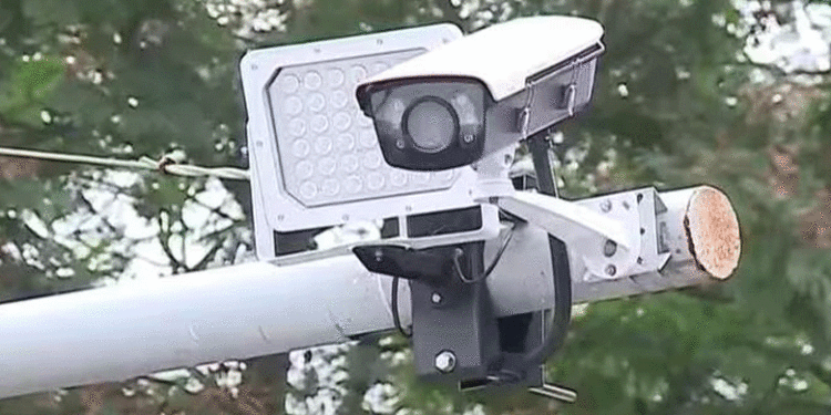 ‘എഐ ക്യാമറ പദ്ധതി ഇന്ത്യയ്ക്ക് മാതൃക’ ;  കേരള മാതൃകയില്‍ എഐ ക്യാമറകള്‍ സ്ഥാപിക്കാന്‍ ഒരുങ്ങി മഹാരാഷ്ട്ര