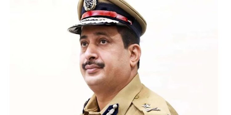 പുരാവസ്തു തട്ടിപ്പ് കേസ്: ഐജി ലക്ഷ്മണ്‍ അറസ്റ്റില്‍