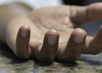 സോഷ്യല്‍ മീഡിയ വഴി പരിചയം, കാത്തിരുന്ന കാമുകന്‍ വന്നില്ല, ബസ് വെയിറ്റിംഗ് ഷെഡ്ഡില്‍ യുവതിയുടെ ആത്മഹത്യാശ്രമം