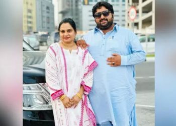 രാജ്യാതിര്ത്തി ഭേദിച്ച് ഒന്നായി: പാക് സ്വദേശി തൈമൂര് പ്രിയതമയ്ക്കൊപ്പം കേരളത്തില് ഓണം ആഘോഷിയ്ക്കും