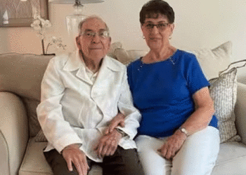 64 വര്ഷം മുമ്പ് പ്രണയിച്ചു, ഒടുവില് വിവാഹം കഴിക്കാന് തീരുമാനിച്ച് 93 -കാരനും 83 -കാരിയും, ഇരുവരുടേയും പ്രണയ കഥ ഇങ്ങനെ