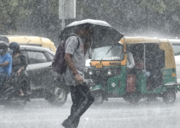 കേരളത്തില്‍ മഴ മുന്നറിയിപ്പ്; രണ്ട് ജില്ലകളില്‍ യെല്ലോ അലര്‍ട്ട്