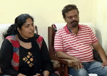 പാസ്‌പോര്‍ട്ടില്‍ പേര് മാറ്റാന്‍ ഓണ്‍ലൈനില്‍ അപേക്ഷിച്ചു, പിന്നാലെ അധ്യാപികയ്ക്ക് നഷ്ടപ്പെട്ടത് വന്‍ തുക, പരാതി