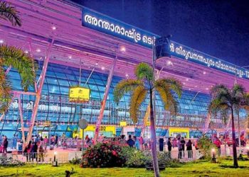 ജീവനക്കാരന്റെ ചോദ്യം ഇഷ്ടമായില്ല; ലഗേജിൽ ബോംബെന്ന് മറുപടി;തിരുവനന്തപുരം വിമാനത്താവളത്തിൽ യാത്രക്കാരൻ പോലീസ് പിടിയിൽ; യാത്ര മുടങ്ങി