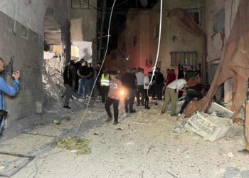 വെസ്റ്റ്ബാങ്കിലെ അഭയാര്ഥി ക്യാമ്പിലും വ്യോമാക്രമണം; ഗാസയില് നിന്ന് പാലായനം ചെയ്യാത്തവരെ ഹമാസായി കണക്കാക്കി ആക്രമിക്കുമെന്ന് ഇസ്രയേല്