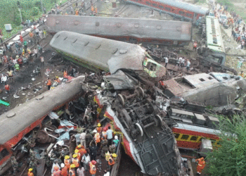 മൃതദേഹങ്ങള് തിരിച്ചറിഞ്ഞില്ല, സൂക്ഷിച്ചത് 4 മാസം, ഒഡീഷ ട്രെയിന് അപകടത്തില് മരിച്ചവരുടെ സംസ്കാരം തുടങ്ങി