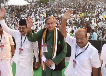 ‘എന്നും പലസ്തീന്‍ ജനതയ്ക്ക് ഒപ്പം, ഒരു വാചകം മാത്രം അടര്‍ത്തിയെടുത്ത് പ്രചരിപ്പിക്കുന്നു’; ഇസ്രയേല്‍ അനുകൂല പരാമര്‍ശമല്ലെന്ന് ശശി തരൂര്‍