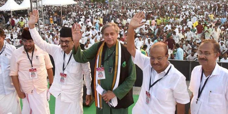 ‘എന്നും പലസ്തീന് ജനതയ്ക്ക് ഒപ്പം, ഒരു വാചകം മാത്രം അടര്ത്തിയെടുത്ത് പ്രചരിപ്പിക്കുന്നു’; ഇസ്രയേല് അനുകൂല പരാമര്ശമല്ലെന്ന് ശശി തരൂര്