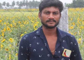 കുളക്കടവിലെ വസ്ത്രങ്ങൾ കണ്ട് തിരഞ്ഞു; ഹരിപ്പാട് ക്ഷേത്രക്കുളത്തിൽ യുവാവ് മുങ്ങിമരിച്ച നിലയിൽ