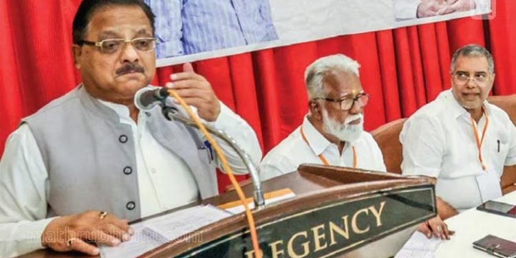 ‘കേരളത്തിൽ ബിജെപി നേരിടുന്ന ഏറ്റവും വലിയ വെല്ലുവിളി ബിജെപിയിലുള്ളവർ തന്നെ, തൃശൂരാണ് ബിജെപിയുടെ ലക്ഷ്യം’: ദേശീയ ജനറൽ സെക്രട്ടറി