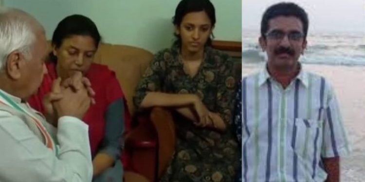 നവീന്‍ ബാബുവിന്റെ കുടുംബത്തെ ആശ്വസിപ്പിക്കാൻ വീട്ടിലെത്തി ഗവർണർ, പരാതി നല്‍കിയാല്‍ ആവശ്യമായ ഇടപെടല്‍ നടത്തുമെന്ന് ആരിഫ് മുഹമ്മദ് ഖാന്‍