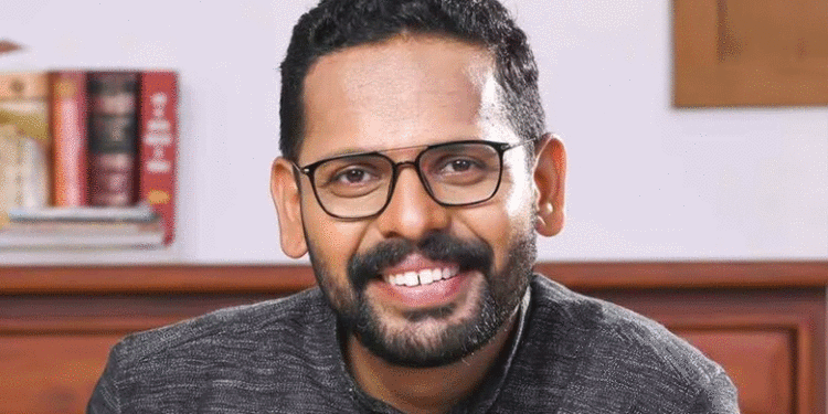 പി സരിനെ പുറത്താക്കി കോണ്ഗ്രസ്; ഇനി ഇടതിനൊപ്പമെന്ന് സരിന്