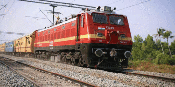 ട്രെയിന്‍ പാളം തെറ്റിച്ച ശേഷം യാത്രക്കാരെ കൊള്ളയടിക്കാന്‍ പദ്ധതിയിട്ടു, പ്രതികള്‍ പിടിയില്‍