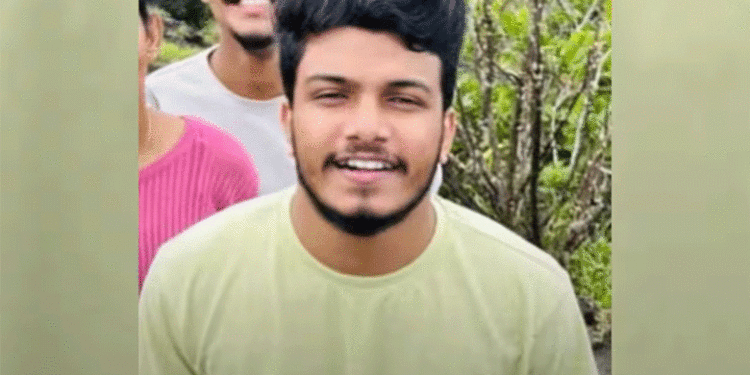 തിരൂരില് ട്രെയിനില് നിന്ന് വീണ് യുവാവ് മരിച്ചു