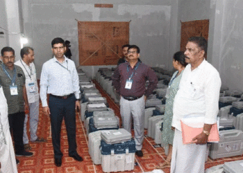 കേരളം ഉറ്റുനോക്കുന്ന ഉപതെരഞ്ഞെടുപ്പ് ഫലം ഇന്ന്; വോട്ടെണ്ണല് തുടങ്ങി, പാലക്കാട് ആദ്യ ലീഡ് ബിജെപിക്ക്